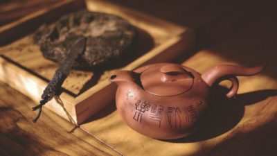 В детстве чаепитие было приурочено к визитам моей бабушки. Приготовление чая сопровождалось строгим и увлекательным ритуалом. Yifang Hu via Dreamstime