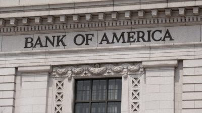 Логотип Bank of America возле отделения банка в Вашингтоне, 19 августа 2011 года. Фото: Saul Loeb/AFP via Getty Images