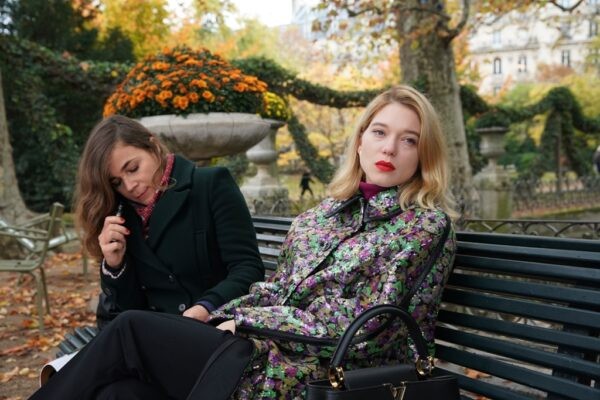 Бланш Гарден и Леа Сейду в фильме «Франция». (3b Productions)