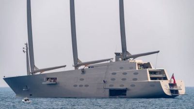 Парусная яхта Sailing Yacht A российского миллиардера Андрея Мельниченко, Фото: ANDREJ ISAKOVIC/AFP via Getty Images
