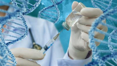 Спайковый белок из вакцины от COVID-19 накапливается в яичниках в «довольно высоких концентрациях», изменяя женский цикл и влияя на фертильность. Natali _ Mis/Shutterstock
