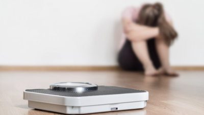 Существуют тысячи диет для похудения, но число разочарованных ими людей продолжает расти. (Tero Vesalainen via Dreamstime) 