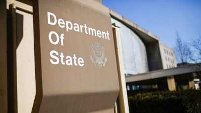 Государственный департамент США показан в Вашингтоне 26 января 2017 года. (Win McNamee/Getty Images)