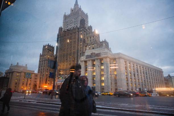 Россия своевременно защитилась от западных санкций Министерство иностранных дел России в Москве. Фото: DIMITAR DILKOFF/AFP через Getty Images