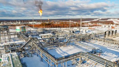 Завод на Ярактинском нефтяном месторождении в Иркутской области, Россия, 10 марта 2019 года. (Vasily Fedosenko/Reuters)