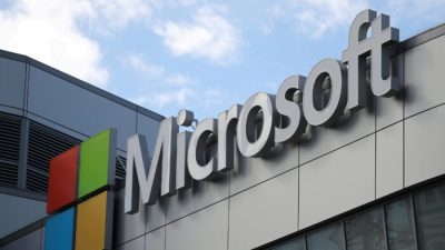 Логотип Microsoft в Лос-Анджелесе, 7 ноября 2017 года. (Lucy Nicholson/Reuters)