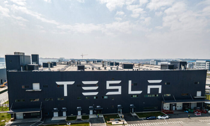 Шанхайская гигафабрика Tesla в Китае 29 марта 2021 года. (Xiaolu Chu/Getty Images)