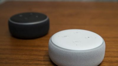 Обновлённые Echo Dots в штаб-квартире Amazon после презентации в Сиэтле, штат Вашингтон, 20 сентября 2018 г. Фото: Stephen Brashear/Getty Images