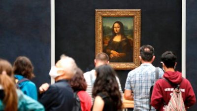 Фото: Картина Леонардо да Винчи «Мона Лиза», также известная как «Джоконда», Лувр, Париж, Франция. (FRANCOIS GUILLOT/AFP via Getty Images) 