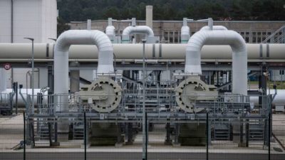 Газоприёмная станция ​​Gascade, примыкающая к приёмной станции газопровода Nord Stream 2 в Любмине, северо-восточная Германия. Фото: JOHN MACDOUGALL/AFP via Getty Images