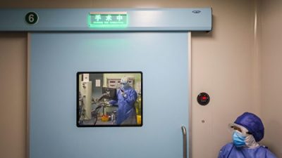 Операционная в больнице Ухань Юнион. Больница подозревается в причастности к преступлению режима по насильственному извлечению органов. Фото: STR/AFP via Getty Images
