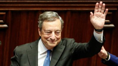 Премьер-министр Италии Марио Драги после выступления в нижней палате парламента перед голосованием о доверии правительству после того, как он подал в отставку на прошлой неделе, Рим, 21 июля 2022 года. (Remo Casilli/Reuters)