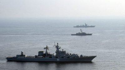 Военные корабли Ирана, России и Китая во время совместных военных учений в Индийском океане 21 января 2022 года. Фото: Iranian Army office/AFP via Getty Images