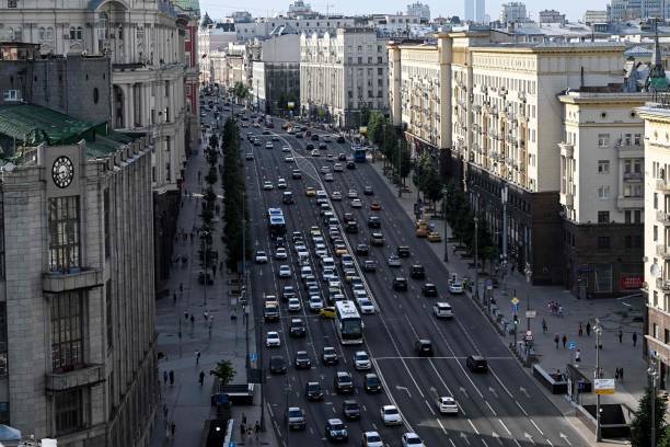 Тверская улица в центре Москвы, 11 июля 2022 года. Фото: KIRILL KUDRYAVTSEV/AFP via Getty Images  