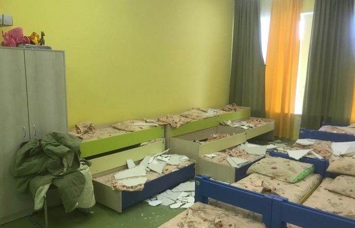 В Подмосковье возбуждено уголовное дело после падения штукатурки на детей в детсаду. (50.mchs.gov.ru/CC BY 4.0) 