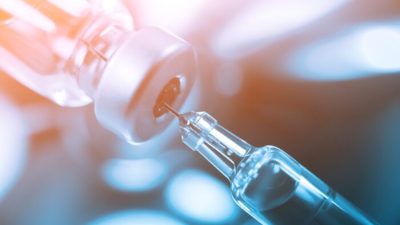 Группа компаний Big Pharma — самый влиятельный в мире антипрививочник. (Numstocker/Shutterstock)