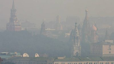 Смог в Москве. Фото: ANDREY SMIRNOV/AFP via Getty Images