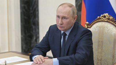 Президент России Владимир Путин принимает участие в совещании в режиме телеконференции в Москве, Россия, 22 августа 2022 года. (Pavel Byrkin/Sputnik/Кремлевский пул, фото через AP)
