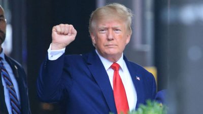 Бывший президент США Дональд Трамп в Нью-Йорке, 10 августа 2022 года. (Stringer/AFP via Getty Images) 
