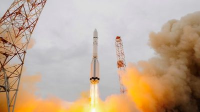 «ЭкзоМарс-2016» стартует на ракете «Протон-М» на Байконуре, Казахстан, 14 марта 2016 года. (Stephane Corvaja/ESA via Getty Images)