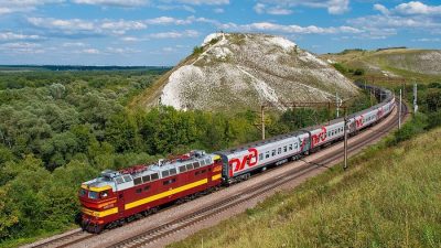 Пассажирский поезд Мурманск — Санкт-Петербург сошёл с рельсов. (Alexey Zadonsky/commons.wikimedia.org/CC BY-SA 4.0)