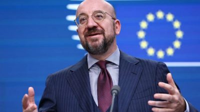 Президент Европейского совета Шарль Мишель на пресс-конференции во второй день саммита лидеров ЕС в здании Европейского совета в Брюсселе 21 октября 2022 года. (Photo by KENZO TRIBOUILLARD/AFP via Getty Images)