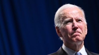 Президент США Джо Байден выступает на приёме Демократической партии штата Пенсильвания в Филадельфии, штат Пенсильвания, 28 октября 2022 года. (Mandel Ngan/AFP via Getty Images)