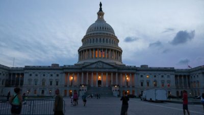 Капитолий США вечером 6 августа 2022 года. (Anna Rose Leiden/Getty Images)