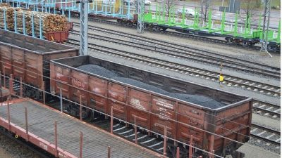 Почему в Кузбассе застряли 12 тысяч вагонов с углём? (Antti Leppänen/commons.wikimedia.org/CC BY-SA 3.0)