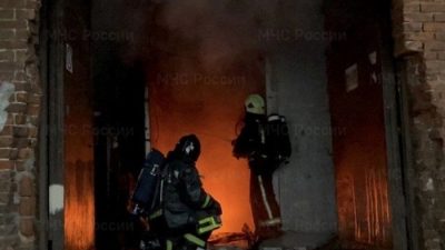 Семеро погибли при пожаре на складе Москвы. (moscow.mchs.gov.ru/CC BY 4.0)