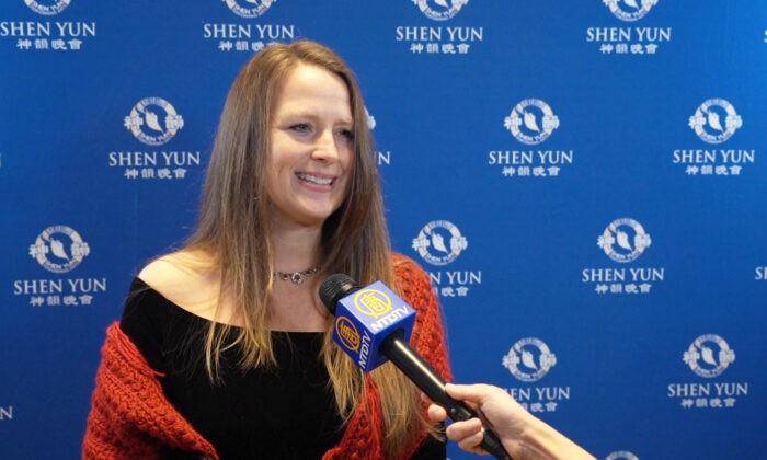 Селена Браун, предприниматель, увидела мировую премьеру Shen Yun Performing Arts в симфоническом зале Атланты Atlanta Symphony Hall 24 декабря 2022 года. (NTD Television)