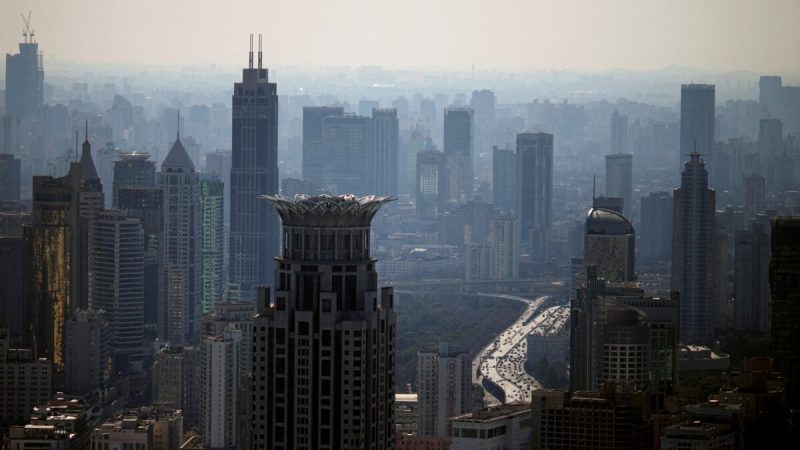 Шанхай 24 февраля 2022 года. Фото: AlySong/Reuters