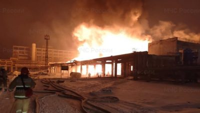 Фото. При пожаре на нефтезаводе в Ангарске погибли люди. (38.mchs.gov.ru/CC BY 4.0)